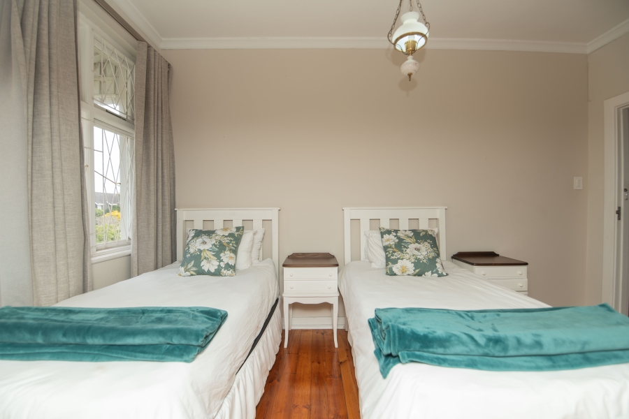 4 Bedroom Property for Sale in Summerstrand Eastern Cape